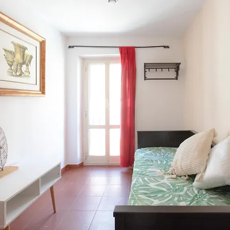 Apartamento Domus Serpenti - Colosseum Roma